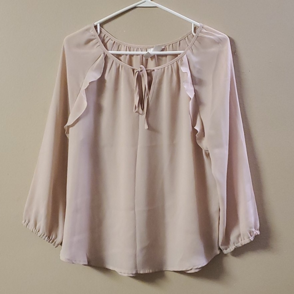 Light pink/cream blouse